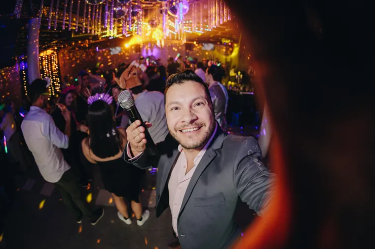 Hugo en evento social